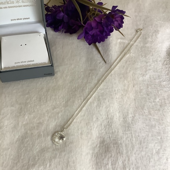 NEW Moon & Star Necklace - Picture 3 of 8